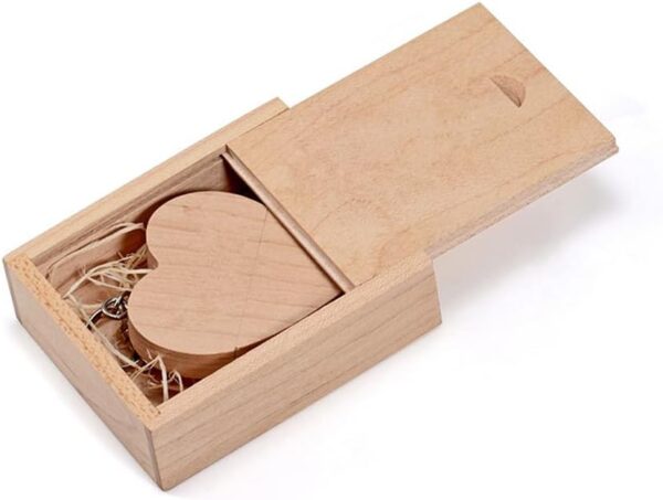 Wooden Heart USB Flash Drives 10 Pack with Keychain and Cases (Maple) - Image 2